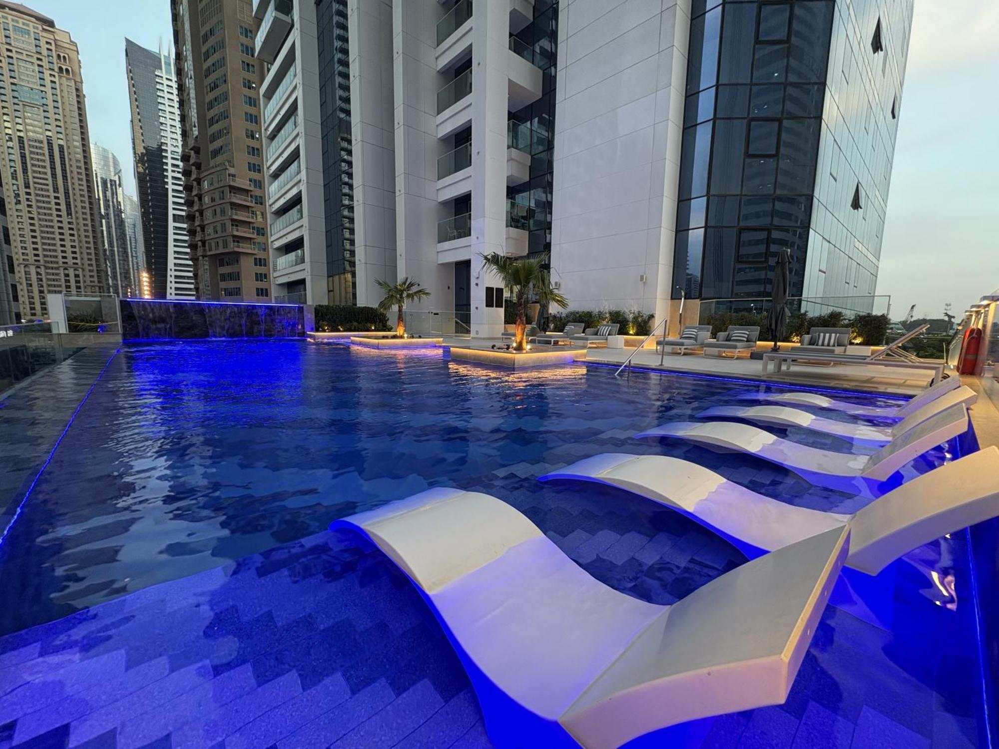 Apartment Medore Brand New Flat In - 8 Dubai